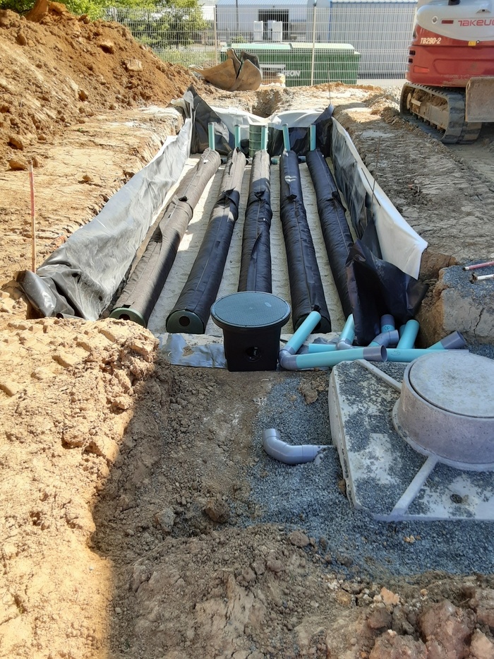 Pose de drains d'épandage